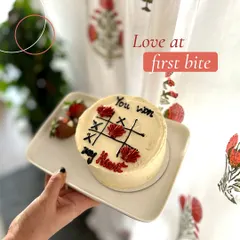 My Valentine's Day collection is all about celebrating love in every form. This year featured adorable teddy bear cakes and fun tic-tac-toe designs, perfect for sharing with your special someone.