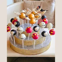 My custom-themed treats extend to cake pops, like this magical Harry Potter set. They are perfect for birthday parties and dessert tables, adding a fun, creative touch.