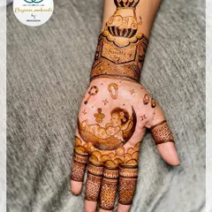 Celebrating a new life is so special. This baby shower mehendi design features a sweet baby sleeping on the moon, with a hot air balloon and other cute elements to welcome the little one.