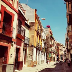 A quiet, sun-drenched street in an Andalusian town. Every corner you turn here tells a story, and walking these streets on my way to a studio or theatre is a constant source of inspiration. This is the atmosphere I strive to recreate in my lessons.