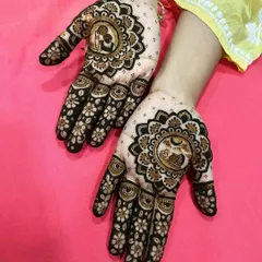 My special edition for Karwa Chauth. This design features a beautiful mandala with a scene of a couple celebrating the festival, complete with the moon and the traditional offering platter.