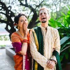 This is what happens when I just let a couple be. Sanjana and Mihir burst into laughter during their early morning portrait session. It’s these unscripted, happy moments that I love capturing the most.