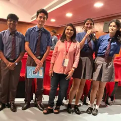 Posing with students after an engaging session on nutrition. It's vital to equip young people with the knowledge to make smart food choices that support their mental and physical health.