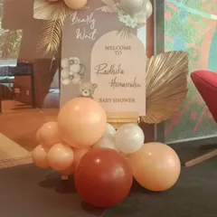 Personalization is key. This custom welcome sign for Radhika and Himanshu's baby shower ties into the "Bearly Wait" theme with subtle graphics and a coordinating color scheme.