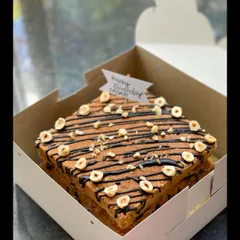 A delicious hazelnut tea cake, perfect for a simple celebration or to enjoy with an afternoon coffee.