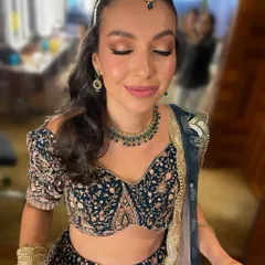 A perfect example of soft glam for a wedding event. This look features luminous skin, warm neutral tones on the eyes, and a natural glow that enhances your features without feeling heavy.