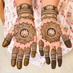 The front of the hands for the same semi-bridal design, featuring a beautiful lotus mandala in the center of each palm.