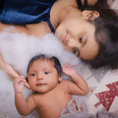 Welcoming a new baby is a magical time for the whole family. We love capturing the tender first meetings and the beginning of a lifelong bond between siblings.