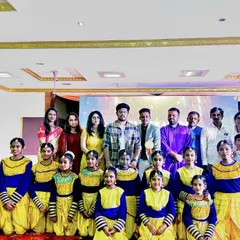 A group photo with the performers and guests after a successful dance studio anniversary event. It's always rewarding to see the final show come together. 💫