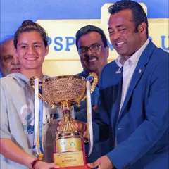 A proud moment for the academy as Riya Sachdeva receives the Women’s Team Event trophy at the 44th PSPB Tennis Tournament in Pune. This is what hard work looks like.