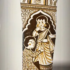 A happily ever after for Nobita and Shizuka, drawn with henna. This is for all the cartoon lovers out there.