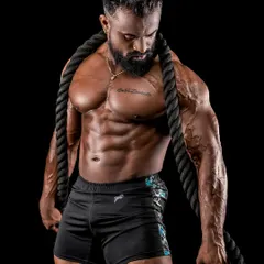 Do the best, forget the rest. A physique is built with dedication, focusing on every detail from muscle size to definition. Here I am with battle ropes, a great tool for conditioning.