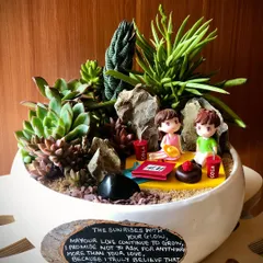 A birthday garden for a loved one. This one has a sweet little picnic scene and a custom message to make it extra personal. I truly believe plants make the best gifts.