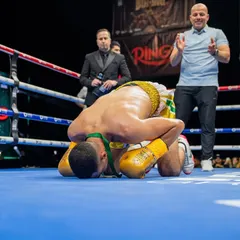 A moment of prayer and gratitude on the world stage. Our fighter made history as the only Arab boxer in the top 16 of the WBC Grand Prix.
