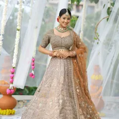 Another view of this stunning bride, showcasing her happy and radiant smile. My goal is always to make my brides feel this confident and beautiful.