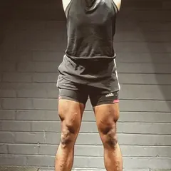 This is functional hypertrophy. The muscle on these legs wasn't built with isolation machines, but with heavy squats and Olympic lifts.