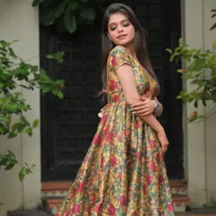 This floral Kalamkari print Anarkali dress has a wonderful flow and rich color palette. The V-neck and empire waist are classic details that I can incorporate into custom plus-size garments.