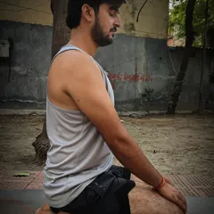 Vajrasana is one of the few poses you can do right after a meal because it aids digestion. It is also a stable pose for meditation and helps to calm the mind.