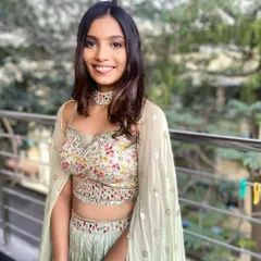 A radiant smile from my Roka bride. The delicate glow and soft makeup look perfect on her.