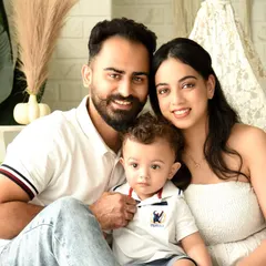 A classic, loving family portrait. I focus on capturing the connection and emotion between family members for a photo you'll treasure forever.