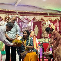 Receiving the SV Narayanaswamye Rao birth centenary award from the Sree Ramaseva Mandali. Being honored alongside my musician colleagues made the evening even more beautiful.
