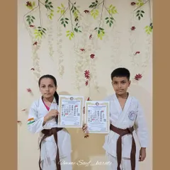 From purple belt to brown belt. Congratulations to these two karatekas for passing their belt exam and taking another step forward in their martial arts journey. 😊🫶🏻