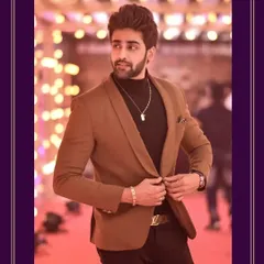 This is the final look I created for the wonderful Swaminathan Anantharaman for the Vijay Television Awards. We chose a sharp brown blazer over a classic black turtleneck for a sophisticated and modern red carpet style that felt both timeless and confident.