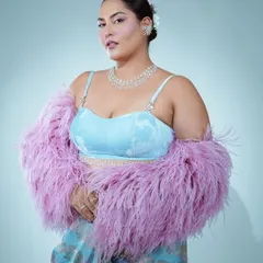 Welcome to a candy-colored dreamland with Sakshi Sindwani. This ethereal makeup look for a Falguni Shane Peacock collaboration is all about her inner sparkle.
