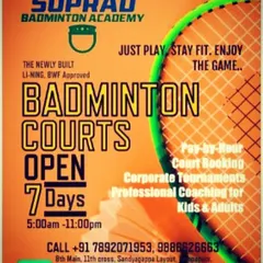 We cater to everyone, from individuals looking for pay-by-hour court booking to companies organizing corporate tournaments and parents seeking professional coaching for their kids.