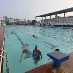 We are so excited about our facility at the Ray Center in Wilson Garden. This 50-meter Olympic-sized pool is another fantastic option for intermediate and advanced swimmers to work on their endurance and skills.