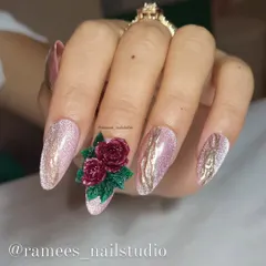 Another view of the premium 3D rose press-on nails. The combination of sparkle and detailed artistry makes this set truly special.