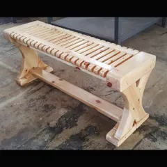 This is the result of dedicated learning: a beautifully finished slatted bench crafted by one of our students. From a 3D design to the final polished product, our courses guide you through the entire creation process.