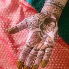 The other hand of the Vat Purnima design, featuring a beautiful portrait of a woman in traditional attire, ready for the festival.
