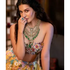 Capturing the sensual beauty of Amyra Dastur for a Hello! Magazine editorial. We worked with a fantastic team to create this rich, glamorous look focused on high fashion and intricate jewelry.