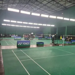 Multiple matches underway during the Yonex Sunrise state championship, showcasing our facility's capacity to handle major tournaments.
