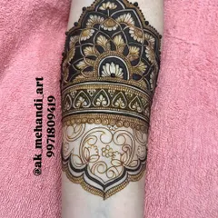 Here you can see the design partially filled. I teach how to build up layers of shading and bold fills to create a rich, textured look.