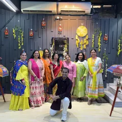 Our Garba crew after a fantastic session. Look at all those happy, smiling faces. These festival workshops are a great way to celebrate and connect with fellow dance lovers.