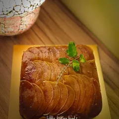 Just look at the beautiful gloss on this upside-down spiced pear cake. The pears are caramelized in jaggery, creating a wonderfully moist and flavourful topping for the spiced whole wheat cake underneath.