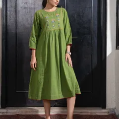 The Paheli green dress is a versatile piece that can be styled for any occasion. Made from soft cotton with delicate Pakka hand embroidery, it’s an elevated basic for your everyday wardrobe.