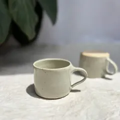 Simple, elegant, and perfect for a cup of chai. We designed these small cups to be comfortable to hold and a joy to use every day.