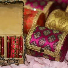 Make your Mehndi celebration special with these thoughtful favors. These brocade bangle cases are a beautiful and useful gift that your guests can treasure long after the wedding.