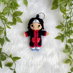 A mini Itachi Uchiha from Naruto, made as a keychain. It's perfect for anime fans to show off their favorite character on their bag or keys.