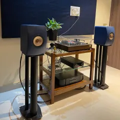 A beautiful shot of a KEF LS50 Meta bookshelf speaker setup I delivered for a client in Assam. This system, paired with a turntable, is all about pure, unadulterated two-channel audio. It proves that you don't need a room full of equipment to achieve an incredible soundstage and a deep connection with your music.