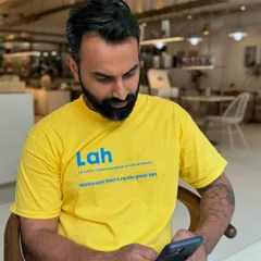 A candid shot of Vinesh at the cafe. Spending time with my loved ones is a luxury I cherish, and I feel very blessed and grateful for these moments.