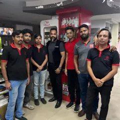 We invest in the growth of our stylists. Here is our National Technical Head, Mr. Mahesh Gore, visiting our Kolkata salons for personalized training to keep our team at the top of their game.
