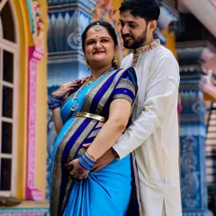A lovely couple's portrait taken during their maternity ceremony. I guide my clients into poses that feel natural and highlight their connection.