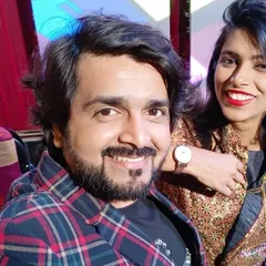 A selfie with my talented co-host after a superhit 25th-anniversary show. We make a great team.