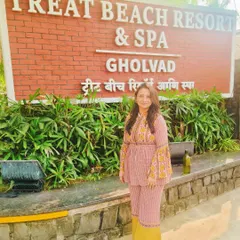 Arriving at Treat Beach Resort & Spa in Gholvad for a destination wedding. I handle all on-ground planning and hosting, from Sangeet to the wedding day, ensuring a stress-free celebration for the family.