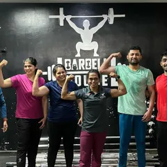 More members of our morning batch, flexing after another great session. The consistency they show is the key to their success.