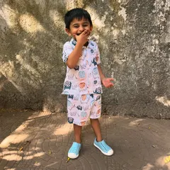 Smiles, sunshine, and the comfiest outfit ever! This playful elephant print set is perfect for your little explorer, keeping them cool and carefree all day long.